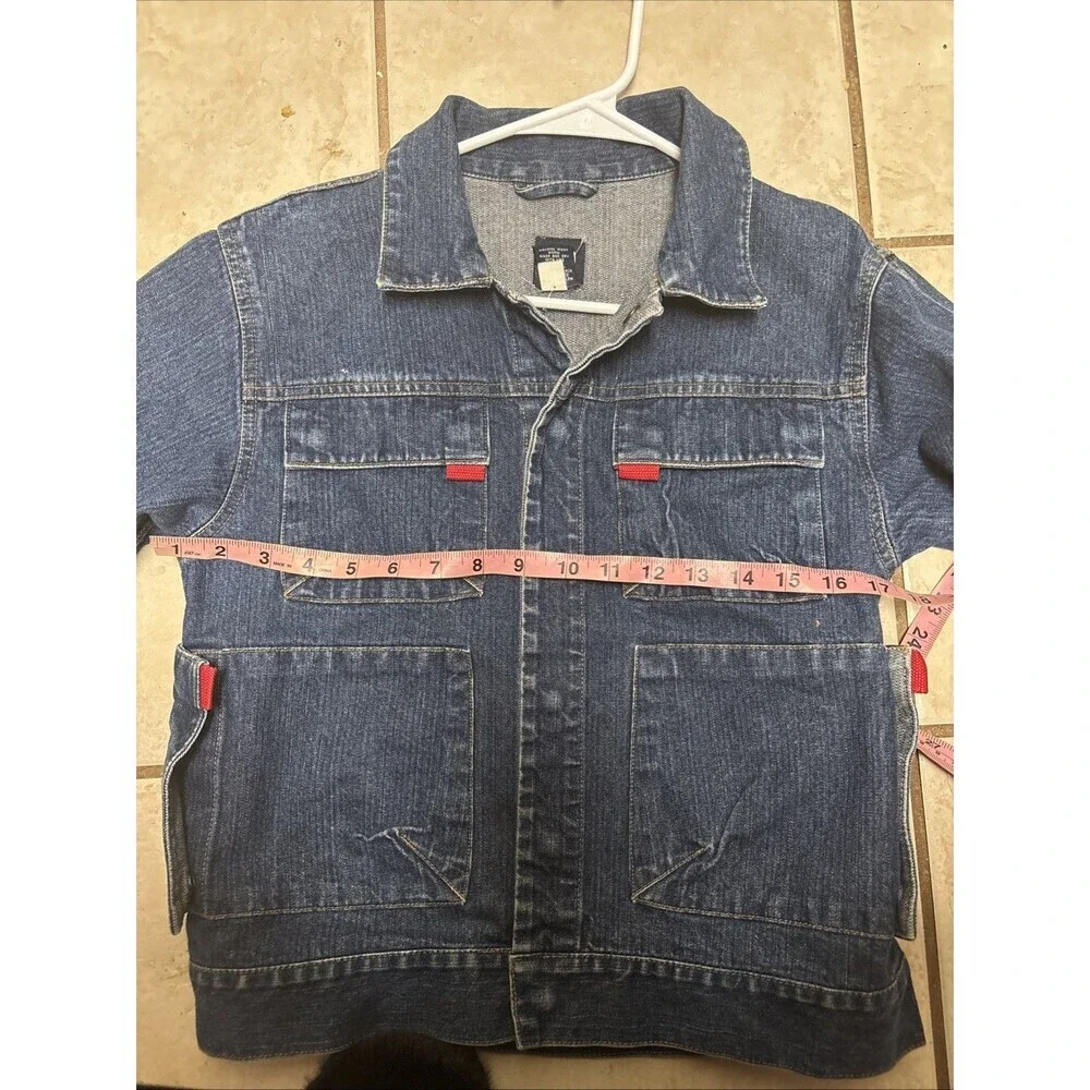 Vintage Kids Gap denim barn jacket Medium 7-8 Snap Button Y2K 2001 Pockets